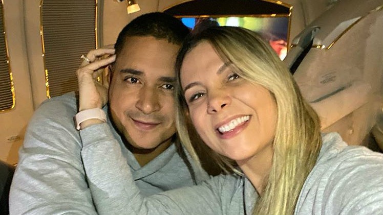 Carla Perez E Xanddy Comemoram 18 Anos De Casamento Viagem A Dubai