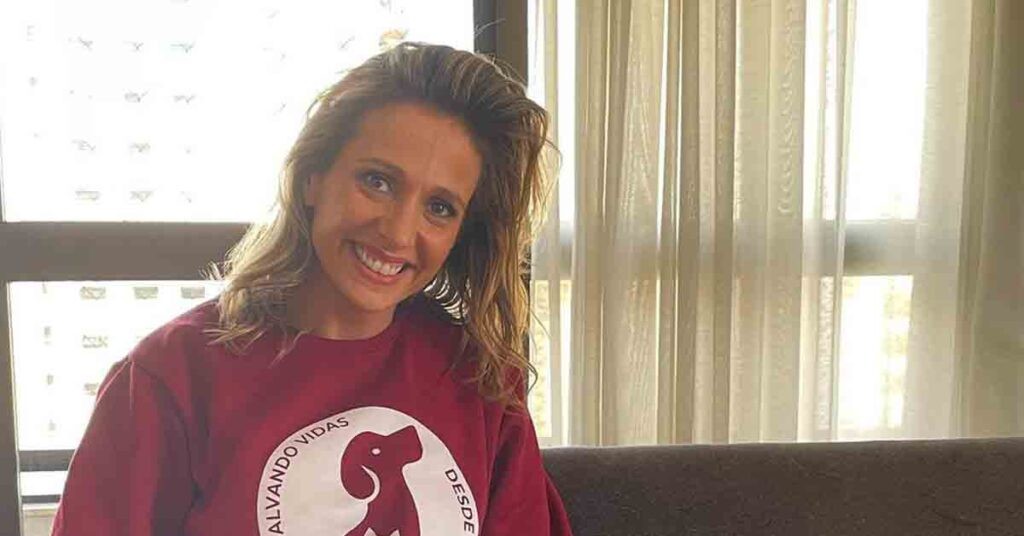 Luisa Mell fratura osso sacro após convulsão Duas semanas de repouso