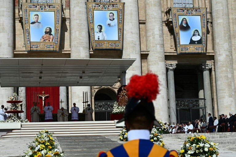 Papa Canoniza Primeira Santa Do Uruguai Isto Independente