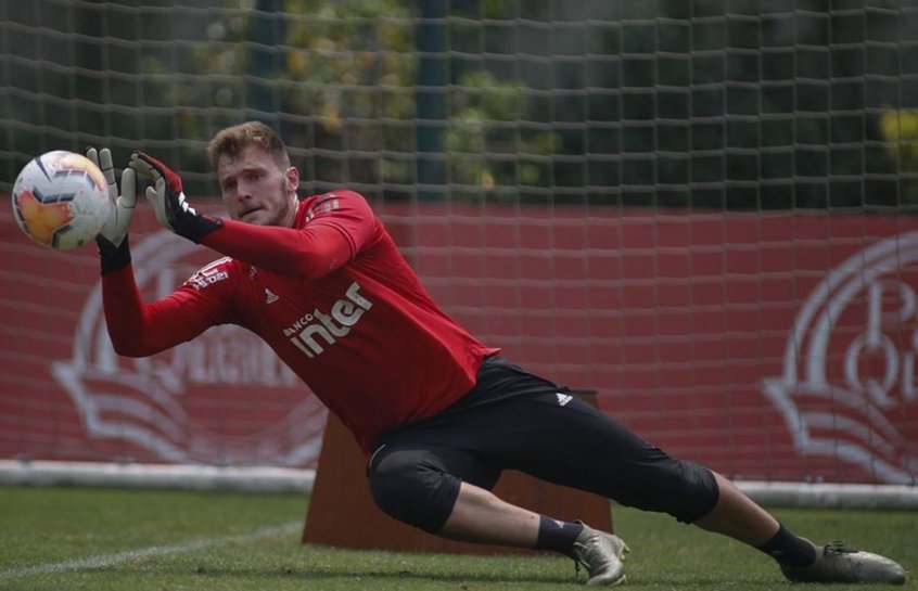 Emprestado pelo São Paulo Lucas Perri desperta interesse de clubes