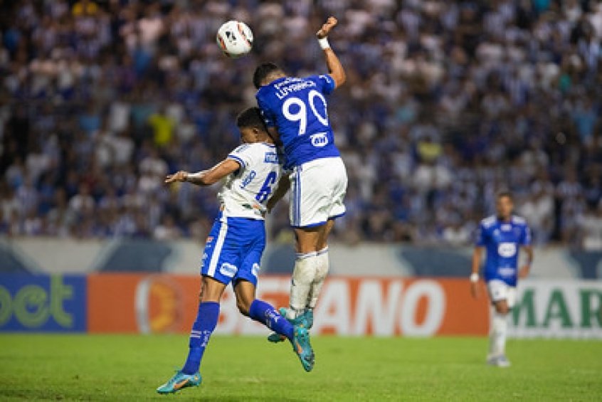 Cruzeiro Sai Na Frente Cede Empate Ao Csa Mas Segue Na Lideran A Da