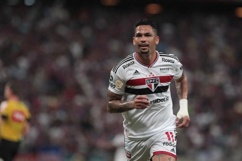 Luciano lamenta derrota do São Paulo e foca em jogo decisivo da Sul