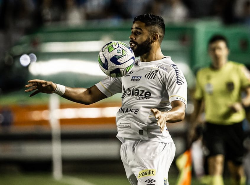 Felipe Jonatan Sofre Entorse No Joelho Em Jogo Do Santos Pela Sul