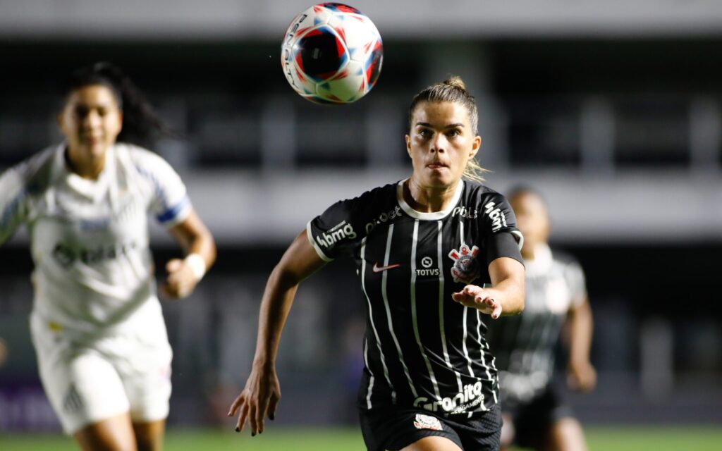 Tamires pede desculpas à torcida do Corinthians após supostamente ter