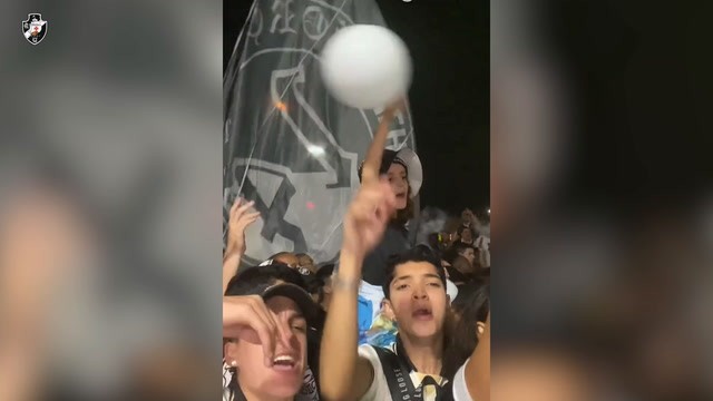 Payet Recebido Festa Pela Torcida Do Vasco No Rio De Janeiro