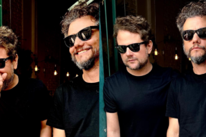 Wagner Moura Selton Mello e Humberto Carrão curtem samba no Rio de