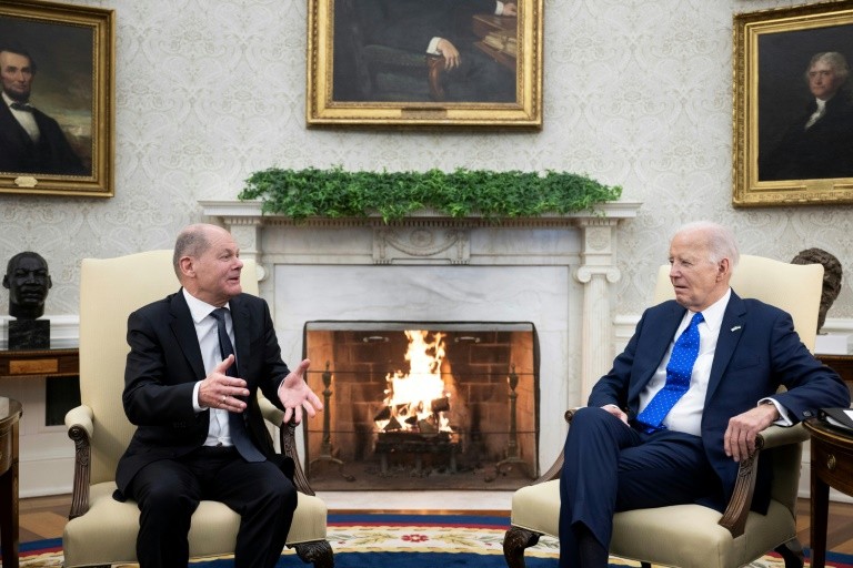 Scholz e Biden pressionam Congresso dos EUA sobre ajuda à Ucrânia