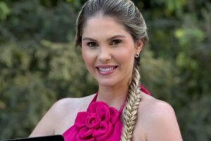 Bárbara Evans mostra resultado de cirurgias plásticas após gestação de