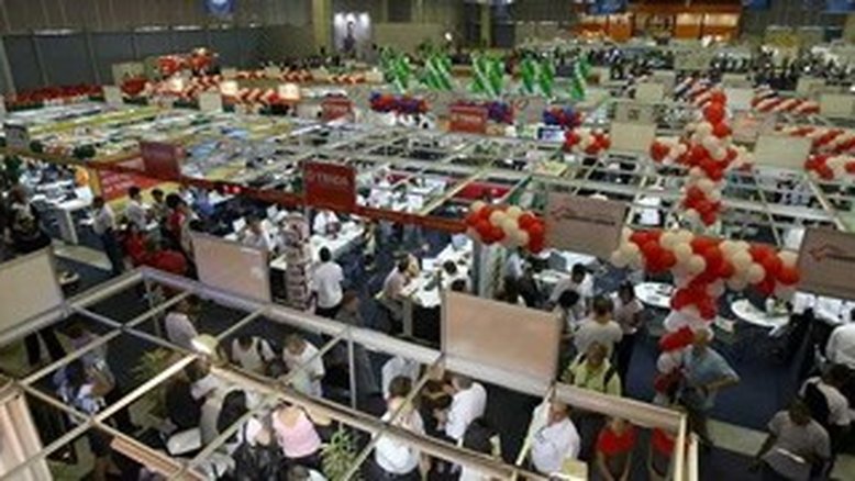 Feirão da Caixa movimenta R$ 4,5 bilhões em cinco cidades