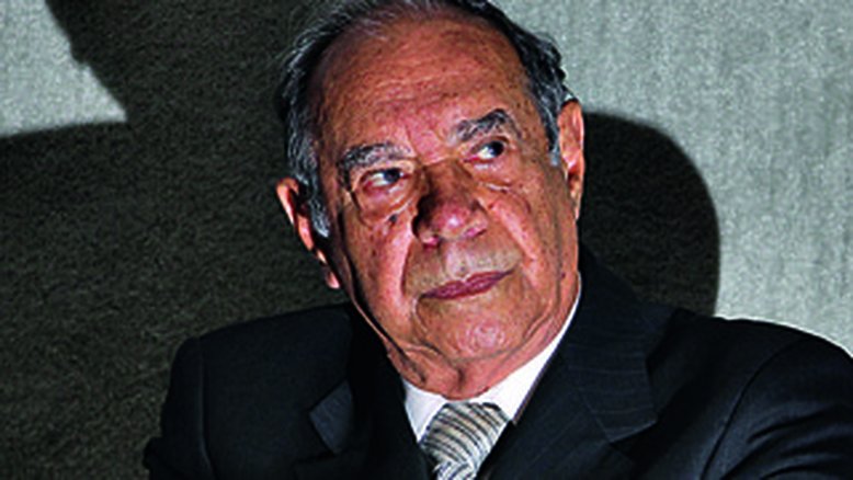 Justiça confirma demissão por justa causa de trabalhador que usou camisa de Carlos Brilhante Ustra durante expediente em MG