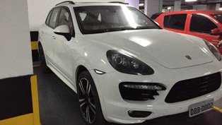 Carro de Eike Batista é flagrado estacionado em condomínio de juiz
