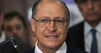 Alckmin: redução de pressão só atinge quem não tem caixa d'água
