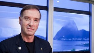 Eike Batista compra terno de Lula e vira polêmica no Twitter
