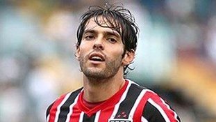 Kaká minimiza despedida: "sempre serei tricolor"