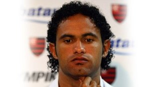 Primos de Bruno ficam frente a frente
