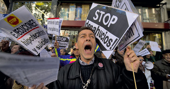 Espanha suspende despejo dos que não podem pagar hipoteca