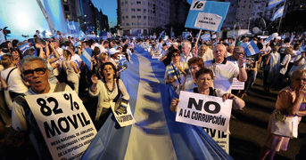 Panelaço contra Cristina Kirchner toma as ruas de Buenos Aires