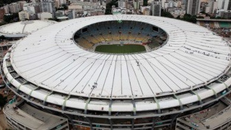 A um dia da reinauguração do Maracanã, obras do entorno do estádio ainda não estão prontas