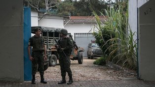 Homens do Exército realizam exercício de ocupação da sede da Sabesp