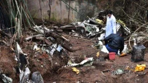 Caixa-preta recuperada de avião de Campos está danificada