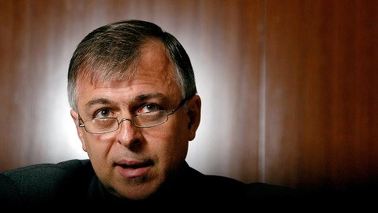 Governo age para evitar danos de fala de delator à CPI da Petrobras
