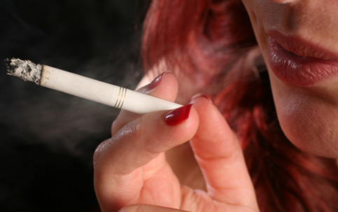 Estudo revela dinâmica com que fumo acelera envelhecimento