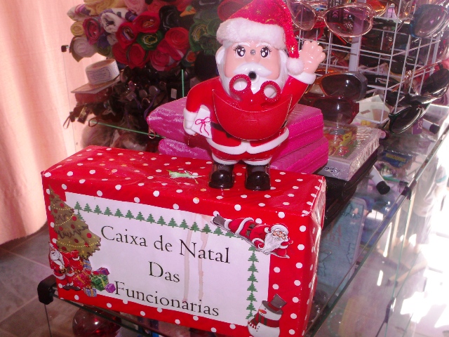 Tão tradicionais quanto o próprio Natal, “caixinhas” no fim de ano geram  dúvidas e discórdias - ISTOÉ Independente