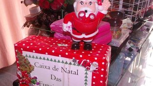 Tão tradicionais quanto o próprio Natal, "caixinhas" no fim de ano geram dúvidas e discórdias