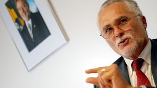 "O que fiz pelo PT foi legítimo e necessário", diz Genoino