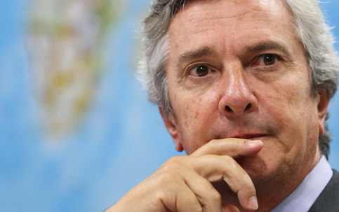 Collor critica Barbosa e ataca MP ao comemorar absolvição