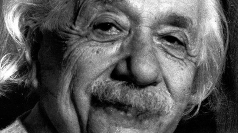 Carta de Einstein é leiloada por US$103 mil em Israel