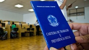 Câmara pode votar hoje regras para terceirização de trabalhadores