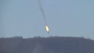 Turquia derruba caça russo perto da fronteira com a Síria