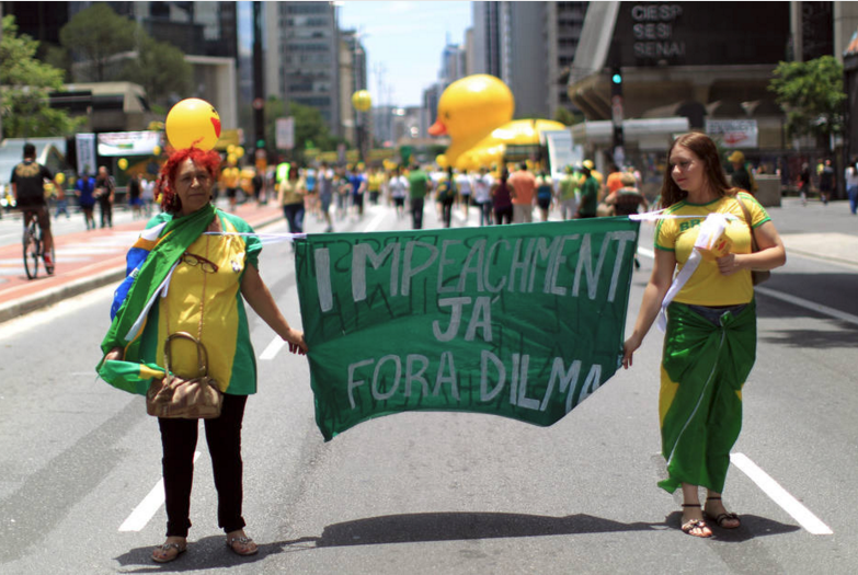 Protestos contra Dilma reúnem milhares em capitais do País