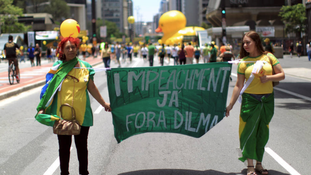 Protestos contra Dilma reúnem milhares em capitais do País