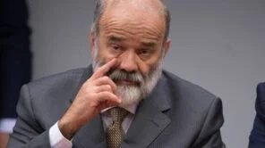 Fundos de pensão e PT usaram gráfica de Vaccari