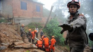 Governo do Rio libera R$ 3 milhões para serviços emergenciais em Petrópolis