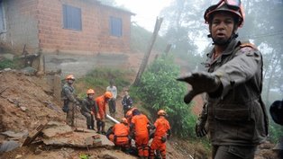 Governo do Rio libera R$ 3 milhões para serviços emergenciais em Petrópolis