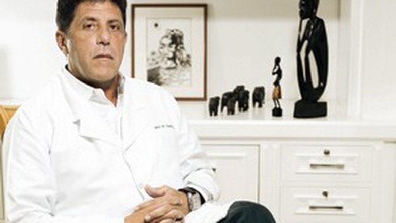 Instituto dos EUA fará teste clínico com vacina em até 3 meses, diz David Uip
