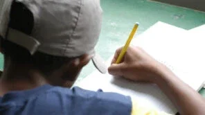 Analfabetismo tem reduzido lentamente no Brasil