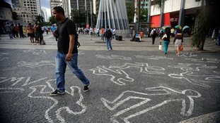 Brasil registra em 2014 o maior número de assassinatos da história