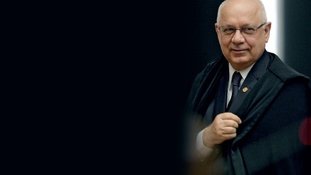 Teori Zavascki ordena que Sérgio Moro transfira investigação de Lula para o STF