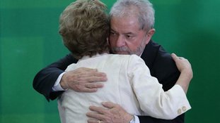 Dilma e Lula atrás de brechas legais