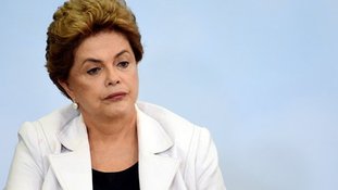 Relator apresenta parecer favorável à abertura de impeachment de Dilma