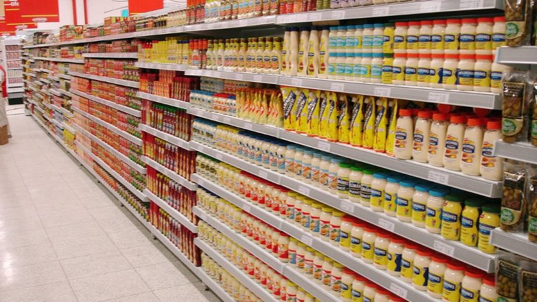 Anvisa veta adiamento de prazo para indústria mudar rótulo de alimentos