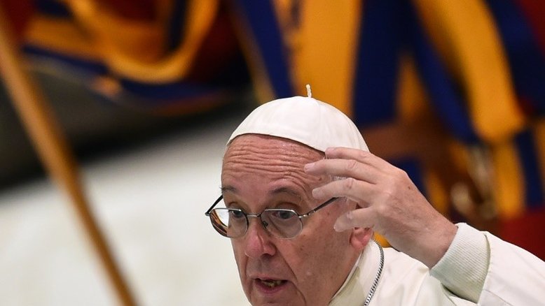 Vaticano acompanha acontecimentos em Nice com preocupação