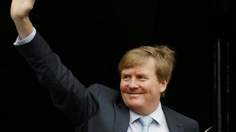 Holandês é condenado a 30 dias de prisão por crime de lesa-majestade