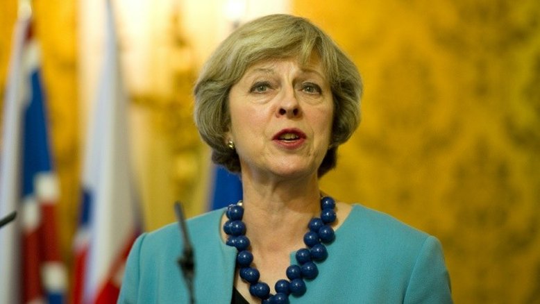 Premiê britânica visita europeus em contexto pós-Brexit