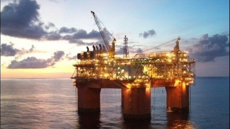 Petróleo tem o pior resultado em três meses em NY