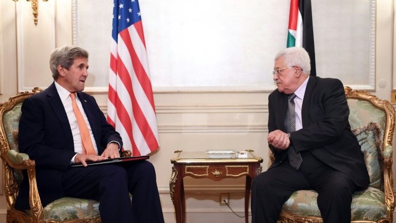 Palestinos pedem calendário para relançar negociações de paz